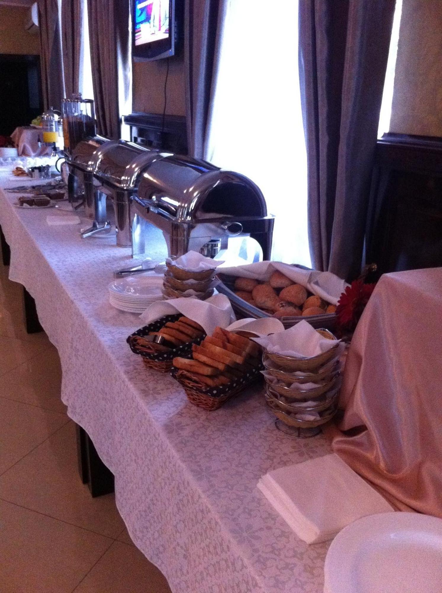 Hotel Baden Calarasi  Luaran gambar